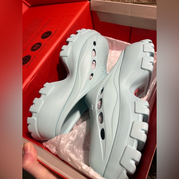 Hunter Bryce Clogs - Picture 12 of 12